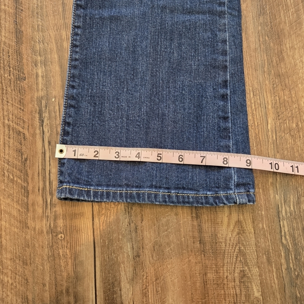 Levi's 515 Bootcut Medium Wash Blue Jeans Women's Size 13 - Picture 10 of 12